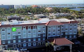 Holiday Inn Express & Suites - St. Petersburg - Madeira Beach By Ihg